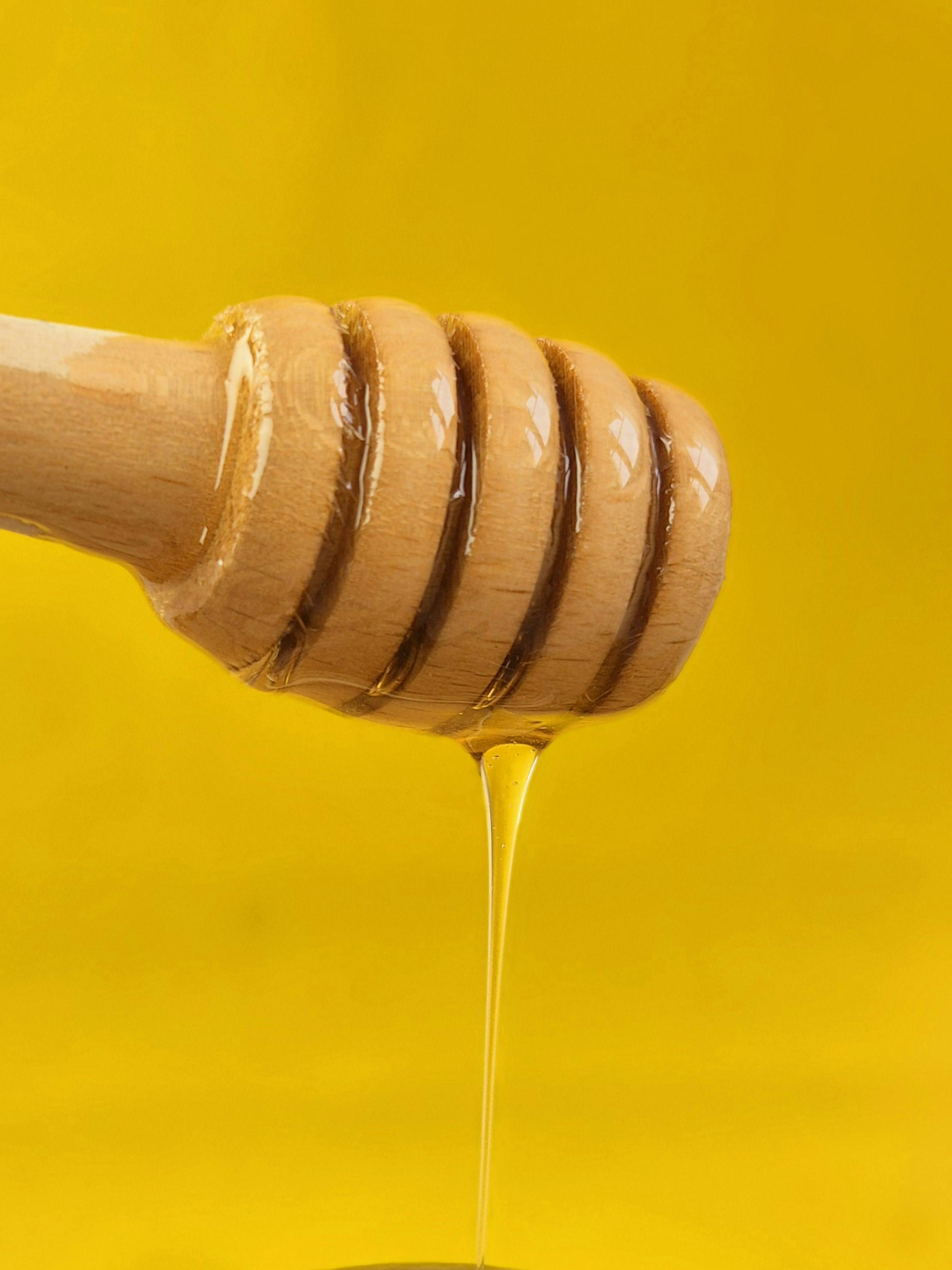 What Determines the Color (and Flavor) of Honey?